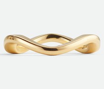 Curve Ring