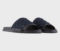 Sandalen mit Monogrammband