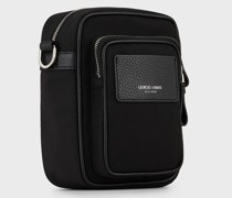 Crossbody Bag aus wasserdichtem Nylon