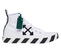 Lace-up shoe