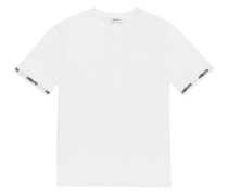 T-Shirt Feature