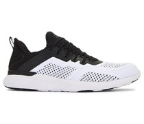 APL: Athletic Propulsion Labs SNEAKERS in Black