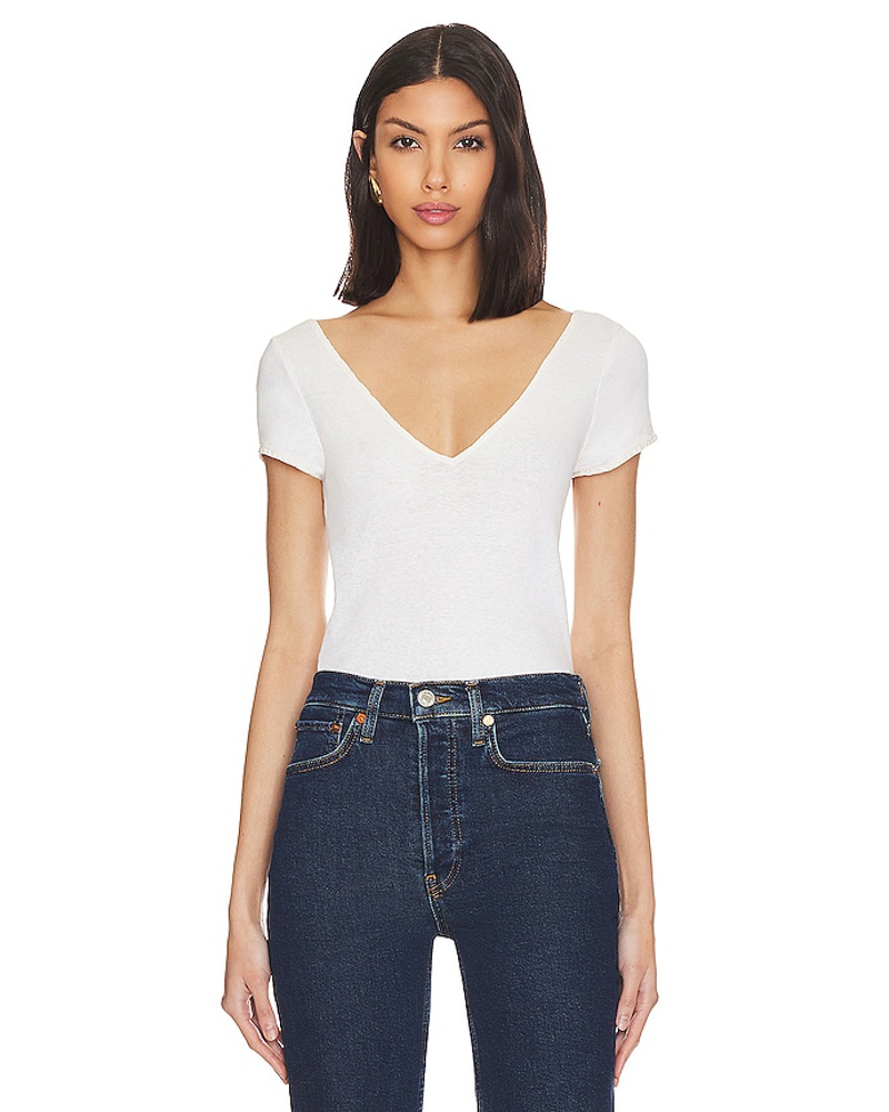 RE/DONE Damen RE/DONE TOP MIT V-AUSSCHNITT BABY TEE in White RE/DONE Damen RE/DONE TOP MIT V-AUSSCHNITT BABY TEE in White