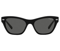 Vogue Eyewear SONNENBRILLE in Black.