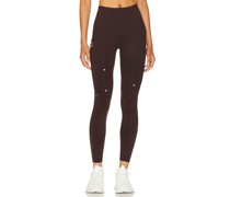 On LEGGINGS PERFORMANCE in Brown