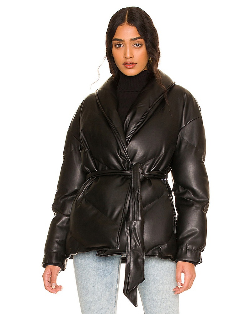 BLANKNYC Damen BLANKNYC STEPPJACKE in Black
