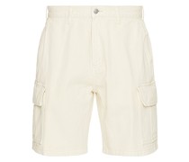 Obey SHORTS in Cream