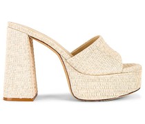 Larroude PANTOLETTE DOLLY in Ivory