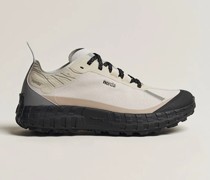 001 Running Sneakers Cinder