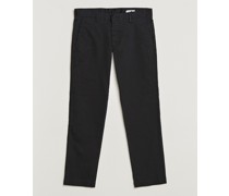 Theo Regular Fit Stretch Chinohose Black