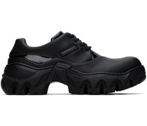 Black Boccaccio II Derbys
