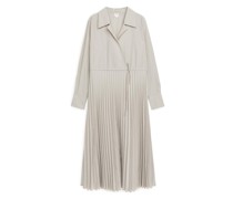 Wickelkleid Mit Falten