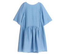 Rückenfreies Kleid