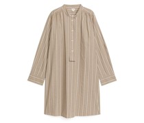 Hemdblusenkleid Im Schlupfstil