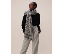 Scarf Chuck
