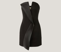 Cocktail dress with deep neckline