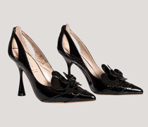 Pumps with patent leather orchid