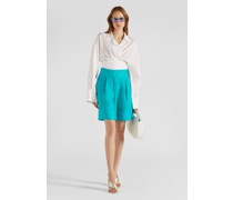Bermuda shorts in linen
