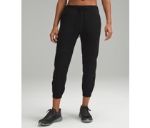 Soft Jersey Jogger mit mittelhohem Bund im Classic Fit