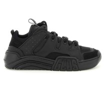 SLIM SKATE SNEAKERS