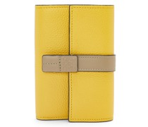 Luxury Small vertical wallet in soft grained calfskin