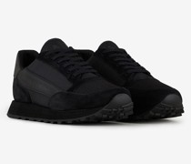 Wildleder-Sneaker mit Mesh-Einsätzen