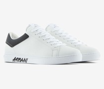 Sneakers aus Action-Leder und Scuba-Stoff