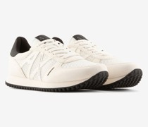 Sneakers div. Farben