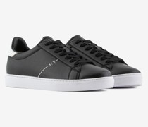 Turnschuhe aus Leder