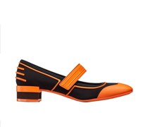 Roller Logo Pumps