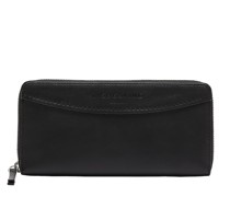 Gigi Liza L Black