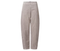 Hose Ebeene 313 in Lila