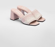 Prada Bestickte Sandalen aus Stoff, Damen