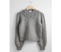 Strickpullover mit Blumenapplikation - Grau
