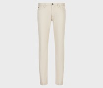 Jeans J06 in Slim Fit aus Twill-Stretch