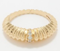 Crescent Diamond & 18kt Gold Ring