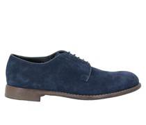 Schnürschuh