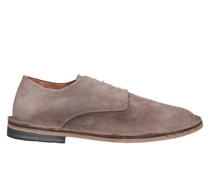 Schnürschuh