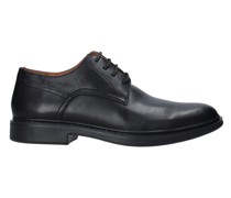 Schnürschuh
