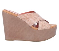 Sandale