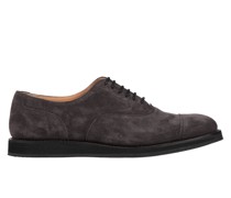 Schnürschuh
