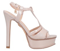 Sandale