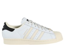 SUPERSTAR Sneakers