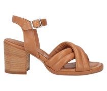 Sandale