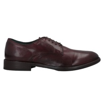 Schnürschuh