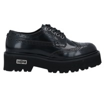 Schnürschuh