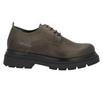Schnürschuh