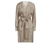 Kurzes Kleid