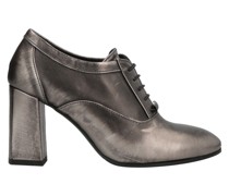 Schnürschuh