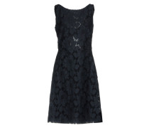 Kurzes Kleid